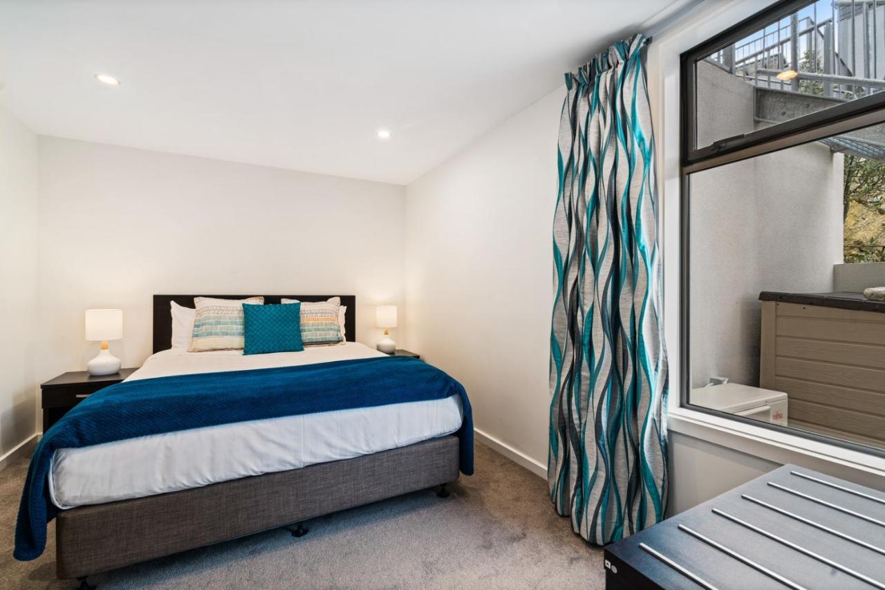Lakeview Retreat - Queenstown Holiday Home Extérieur photo