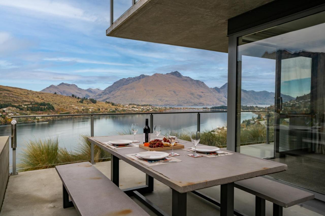 Lakeview Retreat - Queenstown Holiday Home Extérieur photo